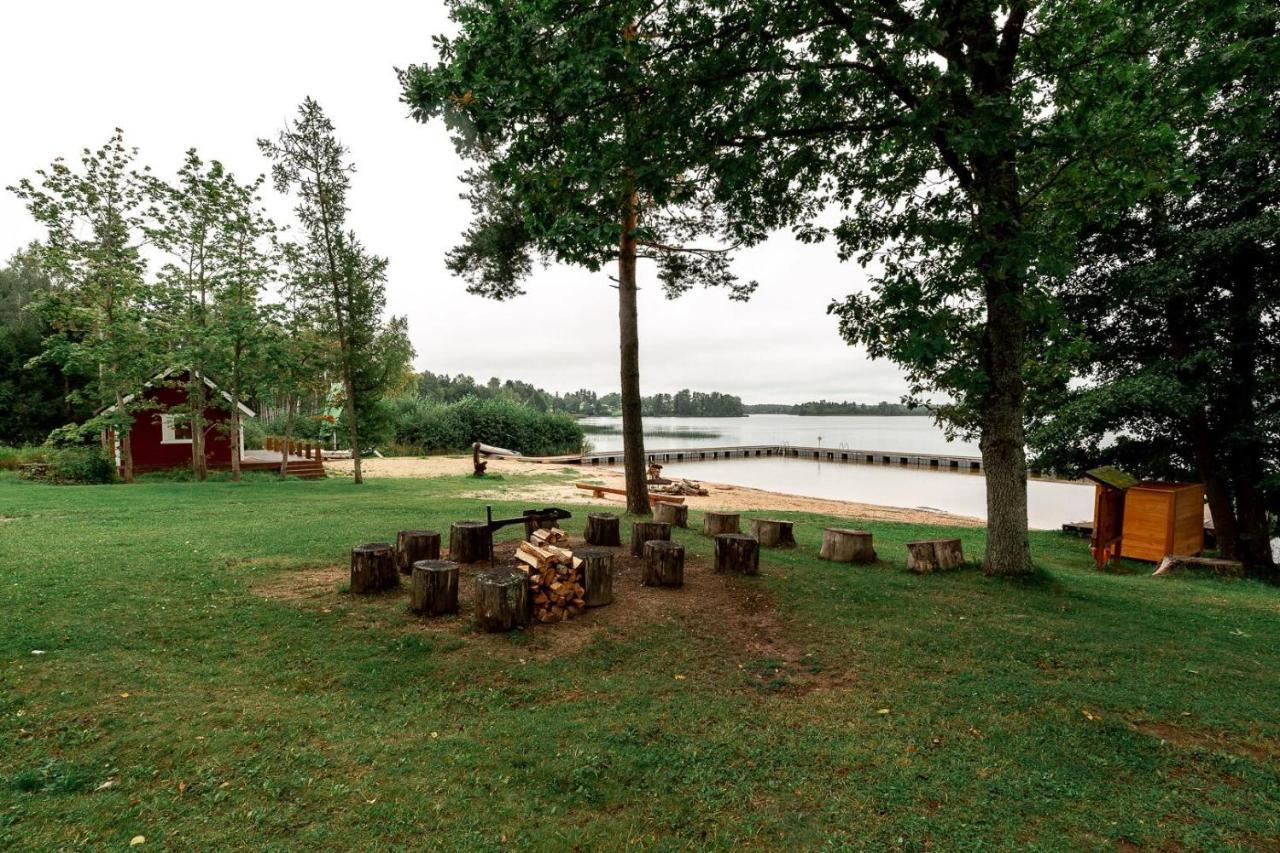 - Nõuni Yacht Club *